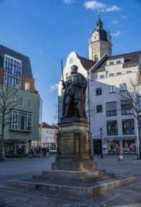 Auch das ist Jena im März. Frühlingshafte Sonne ..