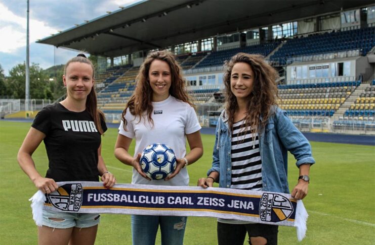 FC Carl Zeiss Jena - Frauen .. Sedláčková, Weiß und Arnold spielen in der neuen Saison in blau-gelb-weiss