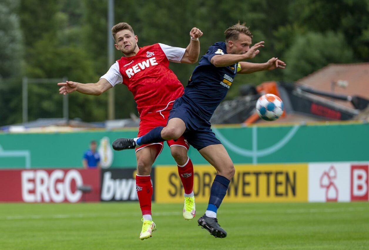 FC Carl Zeiss Jena verpasst Überraschung gegen Bundesligist 1. FC Köln im DFB Pokal // Foto: Thomas Weigel