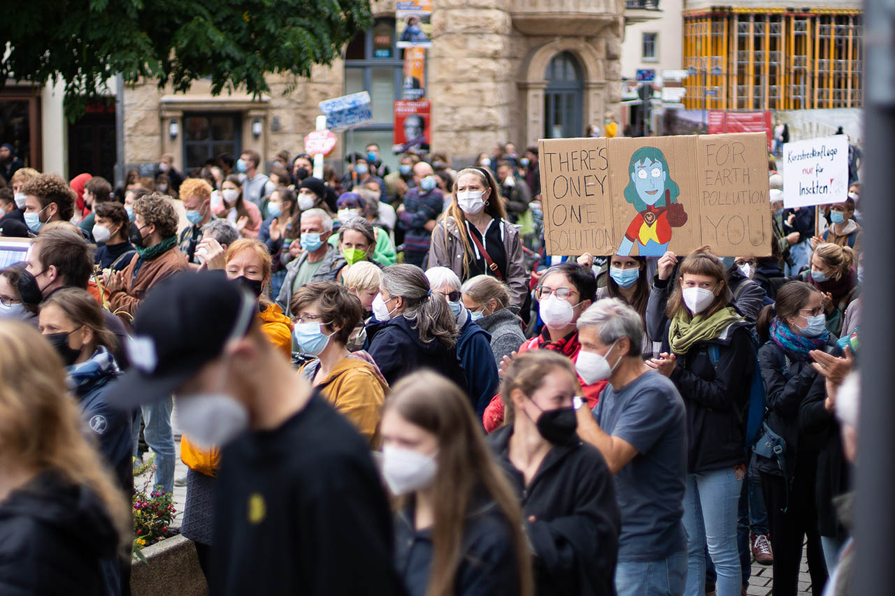 Protest und Demonstration gegen Konferenz der Klimawandelleugner*innen in Gera (Symbolfoto FFF Jena / Archiv)