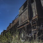 Skurrile Leidenschaft und nostalgisches Flair an verlassenen Orten - gepaart mit sehr viel rustikalen, rostigen Metall, was einst auf Schienen durch die Lande fuhr. Private Loksammlung im brandenburgischen Falkenberg. (Fotos: Frank Liebold // Jenafotografx