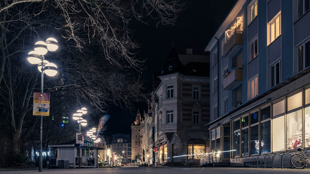 Jena in den Abendstunden, Blick in die johannisstraße. Foto: Frank Liebold, Jenafotografx