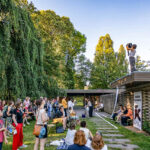 Jonah Martensen und Alina Trionow, Performance zum Sommerfest im Glashaus 2024, Foto: Tina Peißker