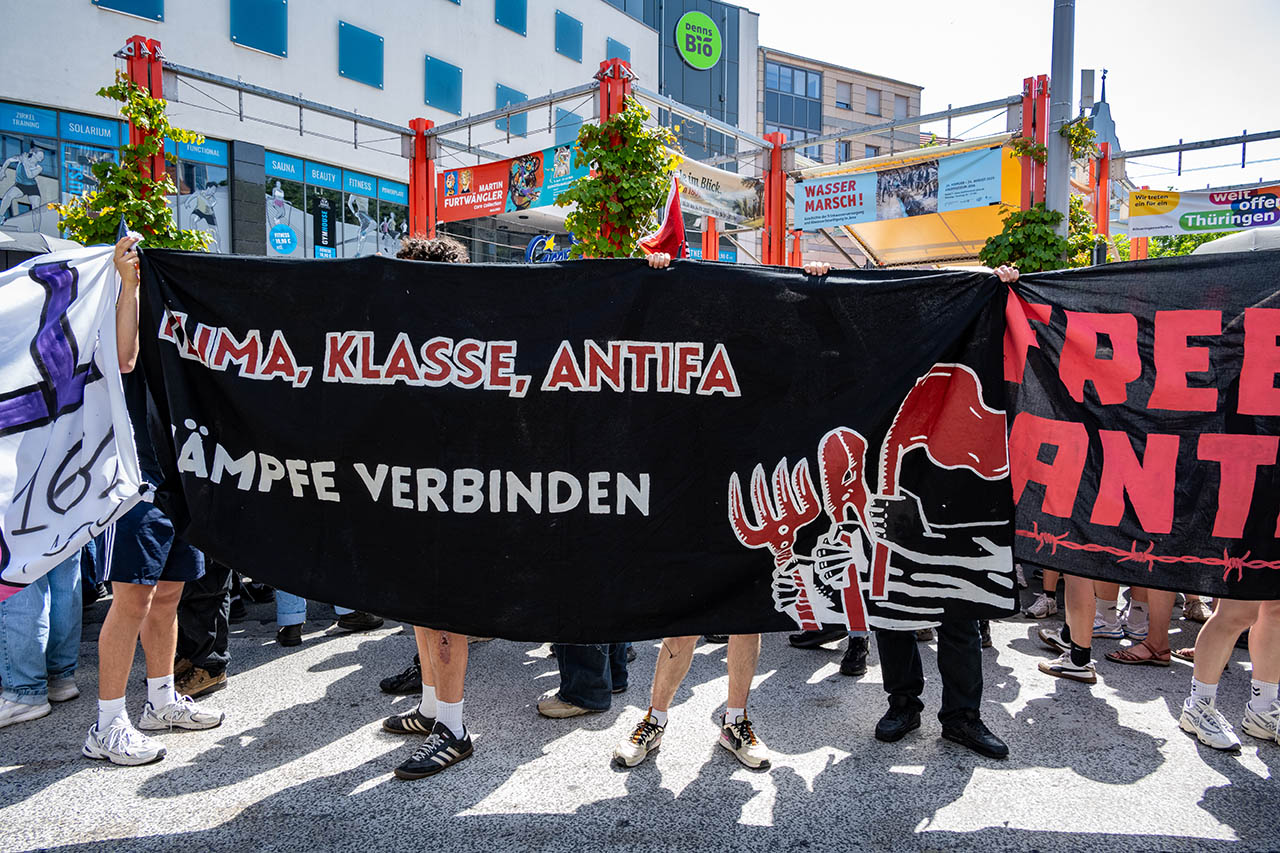 Antifa-Demo in Jena: Über 5.000 Menschen demonstrieren, Foto: Frank Liebold, Jenafotografx