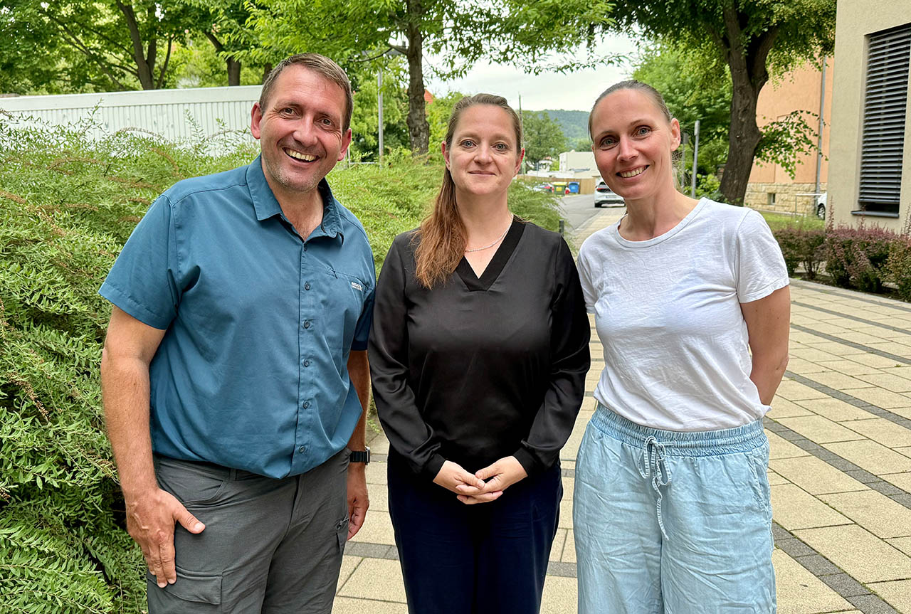 Pandemie-Vorsorgestrategie Jena: Bürgerbeteiligung gestartet. Foto: Stefan Beyer (FDP-Fraktion), Kathleen Lützkendorf, Dezernentin für Soziales, Gesundheit, Zuwanderung und Klima und Ulrike Macholdt // Stadt Jena