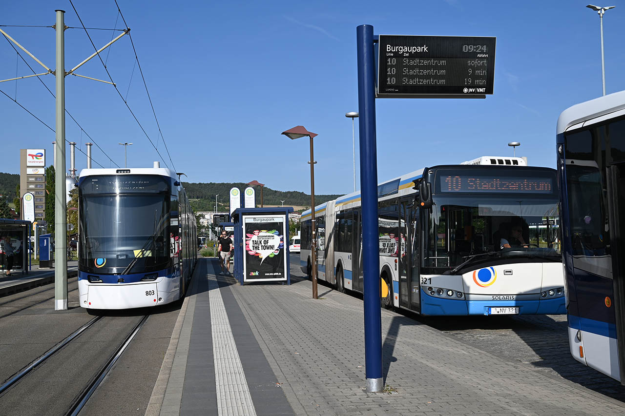 Ab 1. September modernisiert Jenaer Nahverkehr Haltestellen und Gleise. Fahrplanänderungen, SEV und mehr Infos für Fahrgäste im Überblick. Foto: Stadtwerke Jena