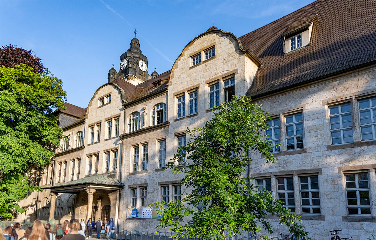 Über 16.000 Studierende starten ins Wintersemester 2025/26 an der Uni Jena – mit Rekordbeteiligung internationaler Erstsemester. Foto: Frank Liebold, Jenafotografx