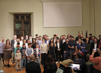 261 neue Staatsbürger in Jena – Einbürgerungsfeier 2025 Jena begrüßt 261 neue Staatsbürger aus 39 Nationen: Feier in der Rathausdiele, Appell zur Integration und Bedeutung für Fachkräftesicherung. Foto: Stadt Jena