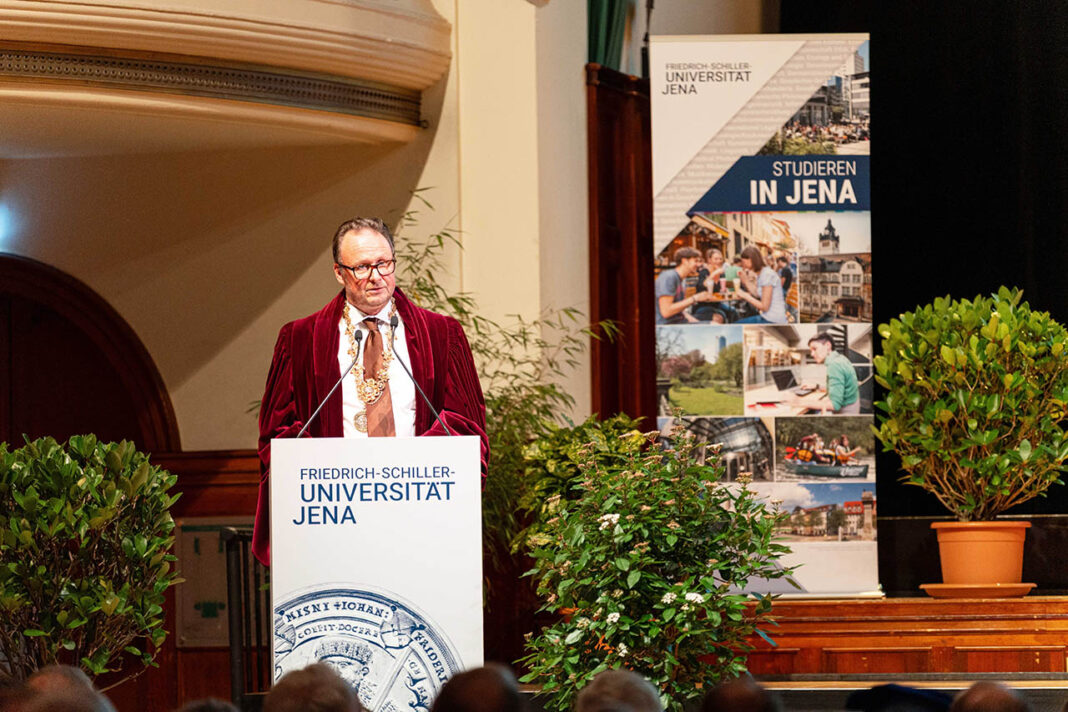 Feierliche Immatrikulation 2025 Vielfalt leben, Gemeinschaft gestalten - feierliche Immatrikulation an der Universität Jena. Foto: Foto: Nicole Nerger / Universität Jena