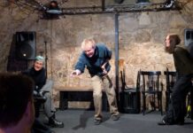 Theater-Workshop: Stücke schreiben & Dramaturgie Kostenfreier Workshop „Stücke schreiben & dramaturgisch denken“ am 6. Nov. 2025, 18–21 Uhr im Spacement Jena. Für Schreibende ab 18 - Spende erwünscht. Foto: AktEins