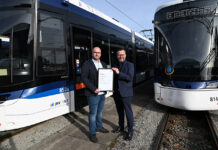 Jenaer Nahverkehr und JES Verkehrsgesellschaft führen Energiemanagementsystem ein Zertifiziert effizient: Jenaer Nahverkehr und JES führen Energiemanagementsystem ein. Foto: Stadtwerke Jena