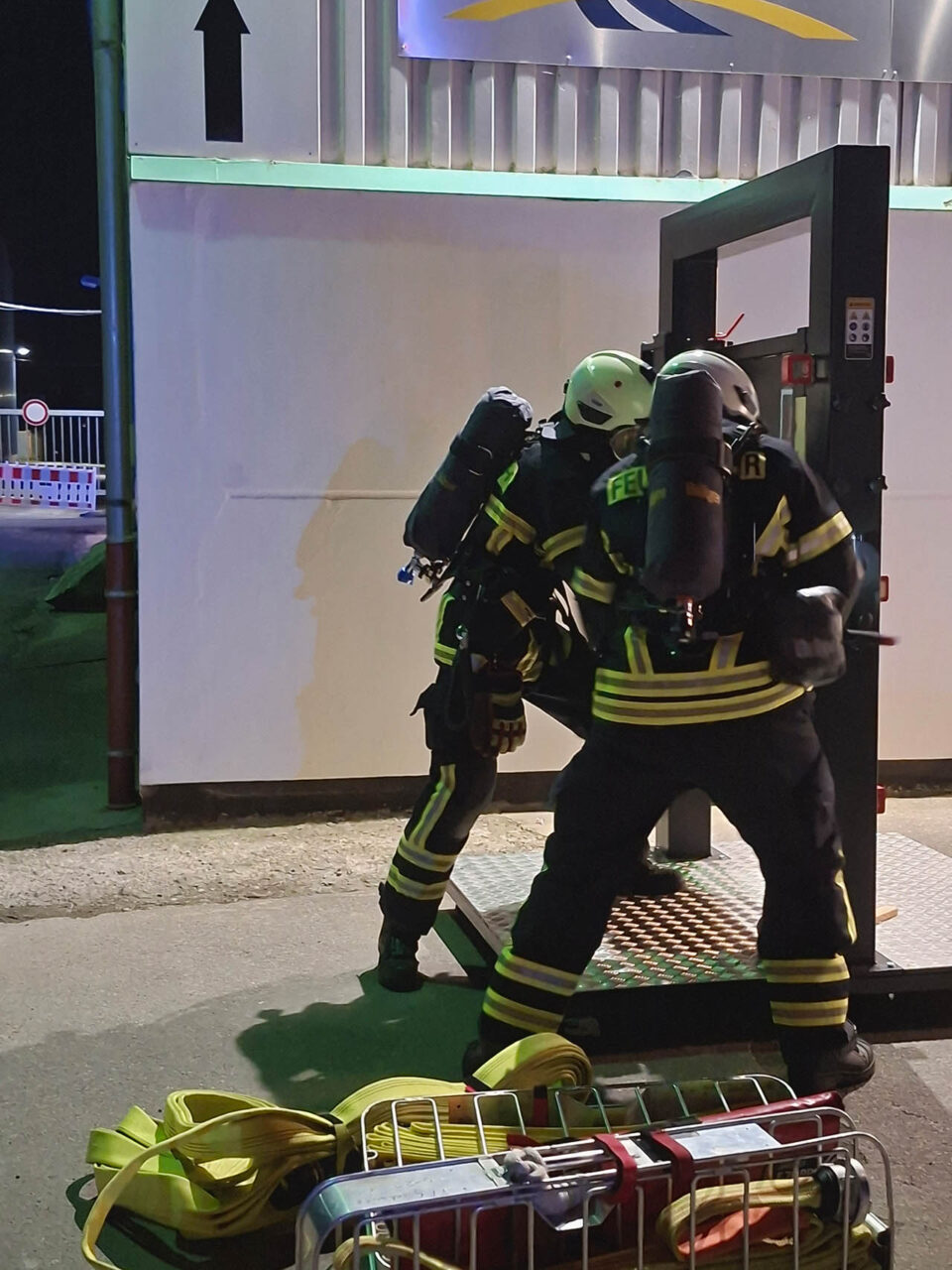 Rettung, Brandbekämpfung und Türöffnung. Foto: Stadt Jena Rettung, Brandbekämpfung und Türöffnung. Foto: Stadt Jena