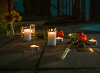 Klang der Stolpersteine 2025: Uni Jena setzt Zeichen Klang der Stolpersteine Jena. Foto, Frank Liebold // Jenafotografx
