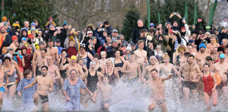 6. Auflage des Neujahrsschwimmens am 01.01.2026 im Südbad 6. Neujahrsschwimmen startet am 01.01.2026 im Jenaer Südbad. Foto: J.Scheere // Stadtwerke Jena