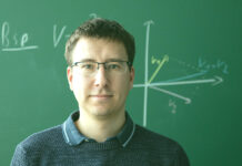 Lehrpreis 2025: Quaschner – Lehr-Lernkultur & KI Dr. Manuel Robert Quaschner wird mit dem diesjährigen Lehrpreis der Friedrich-Schiller-Universität Jena ausgezeichnet Foto: Nicole Nerger // Uni Jena