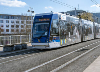 Rekordverdächtig: 23,3 Millionen Fahrgäste in Jena Rekordverdächtig: 23,3 Millionen Fahrgäste in Jena. Foto; Frank Liebokd, Jeanfotografx