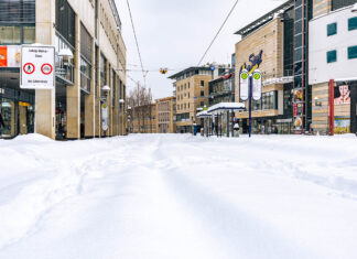 Wetter-Alarm: Bus und Bahn in Jena vor Einschränkungen Wetterwarnung: Bus und Bahn in Jena vor Einschränkungen. Foto: Frank Liebold, Jenafotografx, Archiv