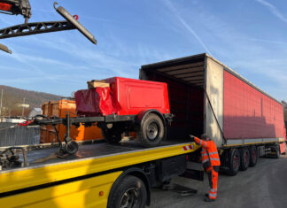 Hilfe aus Jena: Generatoren erreichen Brovary Hilfe aus Jena: Generatoren erreichen Brovary. Ein Generator aus dem Bestand der Feuerwehr Jena wurde in die ukrainische Partnerstadt Brovary geliefert, wo er bereits eingetroffen ist. Foto: Stadt Jena