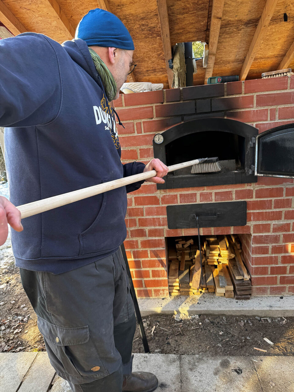 43. Kirmes im Martin-Niemöller-Haus mit Einweihung des Holzbackofens Foto: Bernhard Bergen