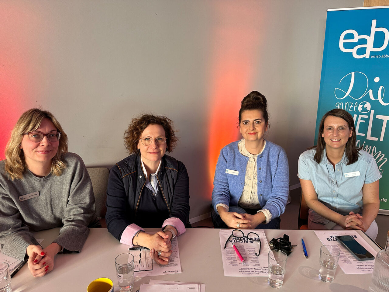 Vorlesewettbewerb Jena 2026: Jury (von links nach rechts Evelyn Meyer, Ines Mattejat-Schwabe, Anke Scherzer, Johanna Büchner). Foto: EAB Jena