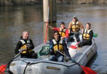 Beeindruckend: Über 500 Helfer beim SaalePUTZ Beeindruckend: Über 500 Helfer beim SaalePUTZ. Foto: Bürgerstiftung Jena