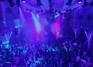 „Blossom Pulse“ Jugenddisco am 24.04. im Volksbad Jena „Blossom Pulse“ Jugenddisco am 24.04. im Volksbad Jena. Foto: JenaKultur