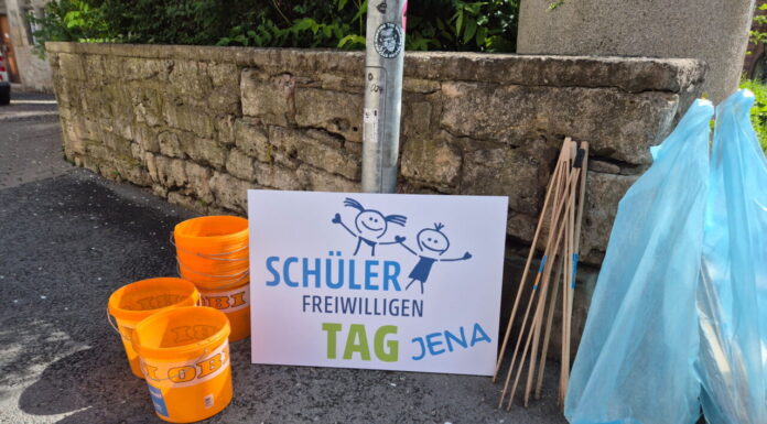 Schülerfreiwilligentag Jena 2026: Einsatz für die Stadt Schülerfreiwilligentag Jena 2026: Einsatz für die Stadt. Foto: Bürgerstiftung Jena