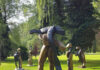 Beate Debus: Skulpturen im Botanischen Garten Jena Beate Debus: Skulpturen im Botanischen Garten Jena. Foto: Beate Debus