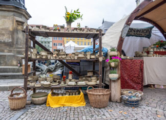 Beliebte Märkte und Stadtfeste in Jena im Juli 2026 Jenaer Töpfermarkt lockt Keramikfreunde nach Jena. Foto: Frank Liebold, Jenafotografx