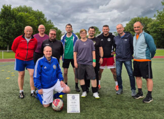 Fair Play Plakette 2026 für Geh-Fußball im USV Jena Anerkannte Fair Play Auszeichnung für Walking Blues. Geh-Fussball USV Jena. Foto: USV JENA