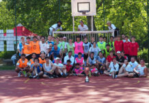 5. Bolzplatz Cup Jena: Starkes Zeichen für Fair Play 5. Bolzplatz Cup Jena. Gruppenfoto. Fotos: Sinah Schilling (Streetwork Lobeda)