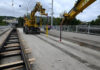 Gleisbau: Erste Schienen für Paradiesbrücke geliefert Gleisbau: Erste Schienen für Paradiesbrücke geliefert. Foto: Ludwig Kendzia // Stadtwerke Jena