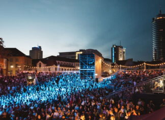 KulturArena Jena begeistert mit vielfältigem Programm der zweiten Festivalwoche KulturArena startet mit hochkarätigem Programm in 2. Woche. Foto: C. Worsch // JenaKultur