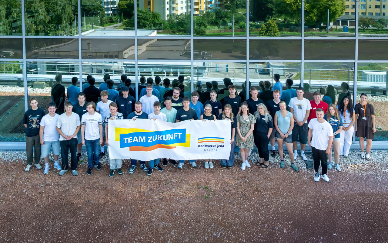 Ausbildung bei den Stadtwerken Jena startet mit 30 Talenten. Foto: Tobi Wagner // Stadtwerke Jena Ausbildung bei den Stadtwerken Jena startet mit 30 Talenten. Foto: Tobi Wagner // Stadtwerke Jena