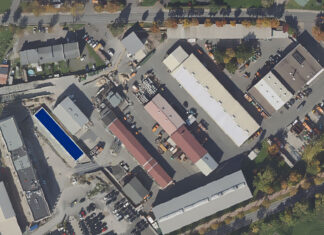 KSJ installiert erste betriebseigene Photovoltaikanlage in Jena KSJ installiert erste betriebseigene Photovoltaikanlage in Jena. Foto: KSJ