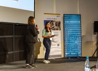 FALLING WALLS Lab Jena: Jenaer Forscherin Dr. Prerana Chaudhari gewinnt Doppelsieg FALLING WALLS Lab Jena 2026 Gewinnerin Dr. Prerana Chaudhari. Foto: Frank Liebold Fotografie